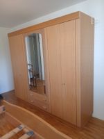 Grosser Kleiderschrank mit Spiegel – 230 × 60 × 205 cm